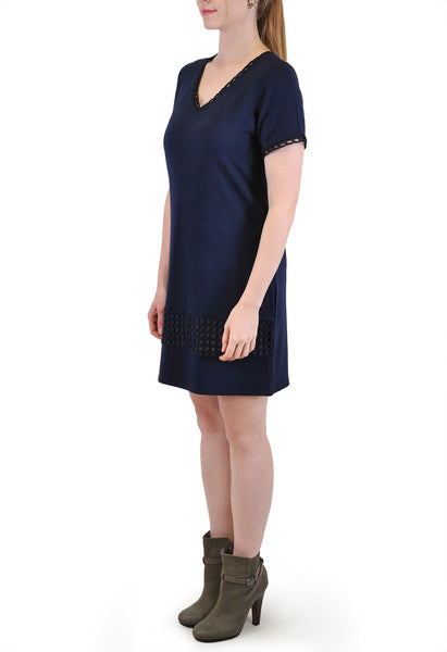 SHORT SLEEVE V NECK CROCHET INSERT