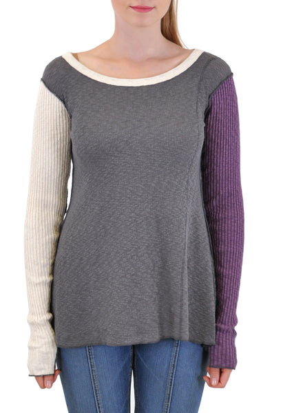 LONG SLEEVE CREW COLOR BLOCKED SLEEVES