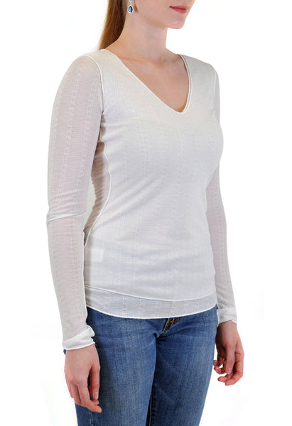 LONG SLEEVE V-NECK TEE