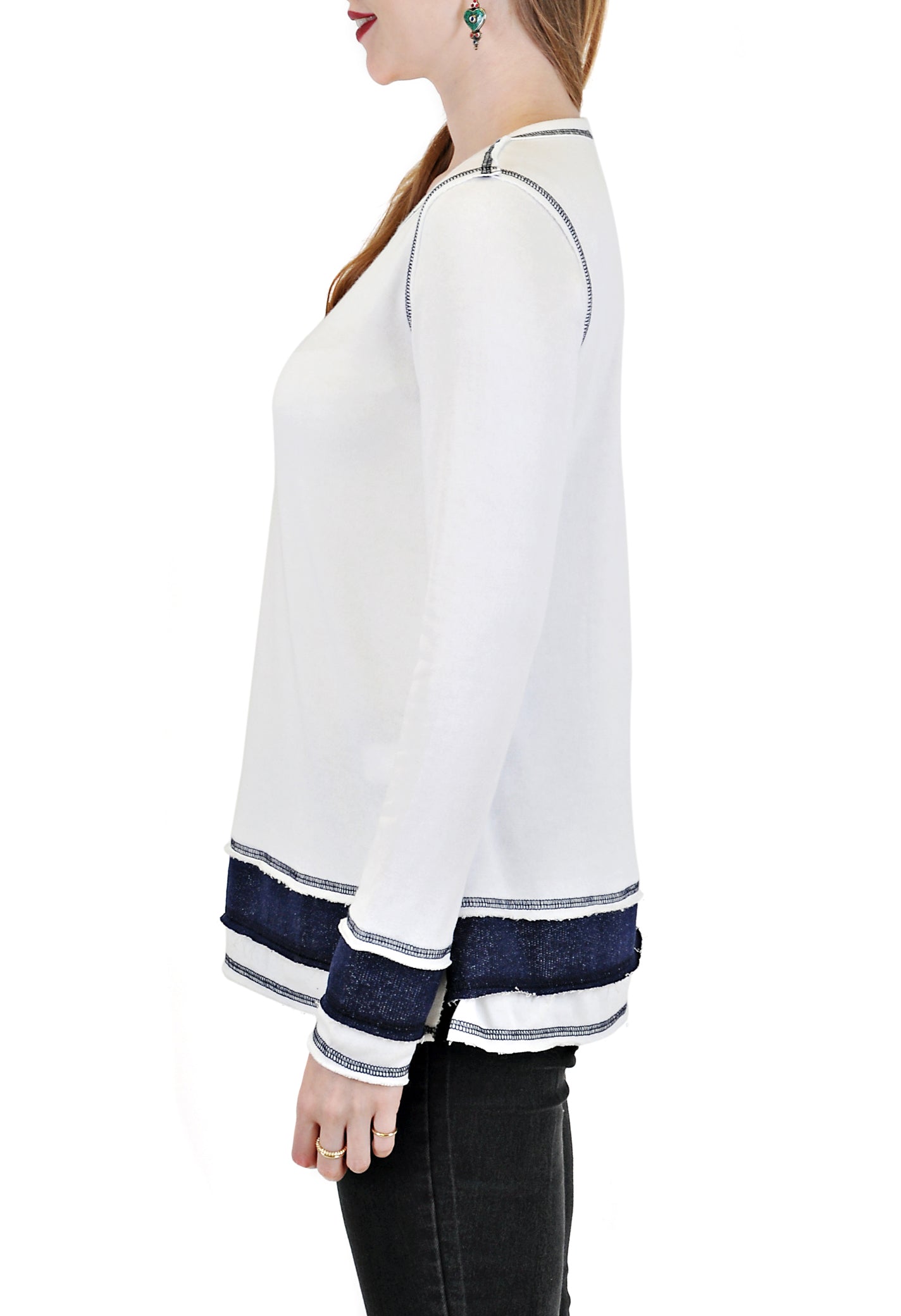 CONTRAST STRIPE CREW