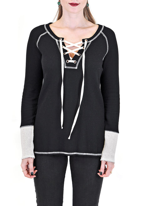 LONG SLEEVE CREW WITH CONTRAST STITCH AND LAYERED DESIGN BOTTOM